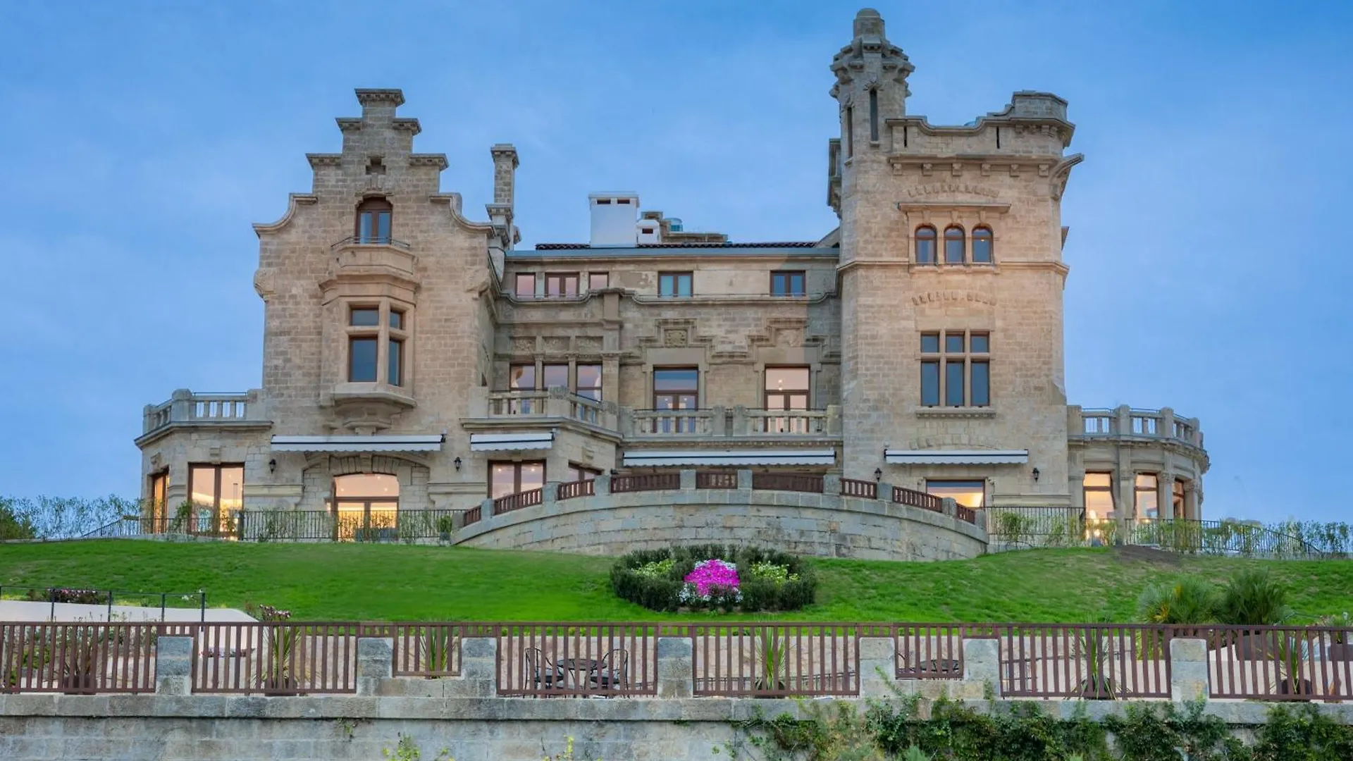 Palacio Arriluce Hotel - The Leading Hotels Of The World Getxo Spain
