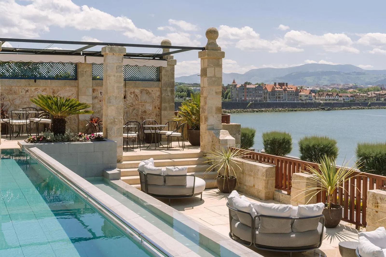 Palacio Arriluce Hotel - The Leading Hotels Of The World Getxo
